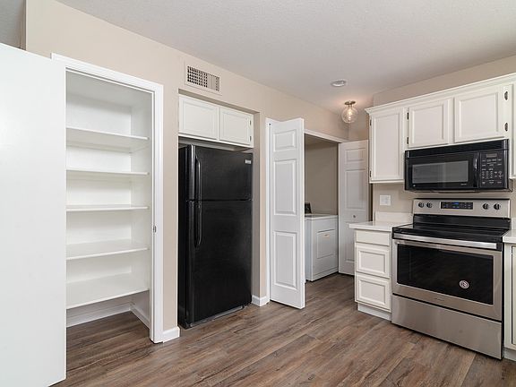 2nd image of 4448 W Taro Dr