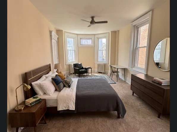 4320 Walnut St APT 2, Philadelphia, PA 19104