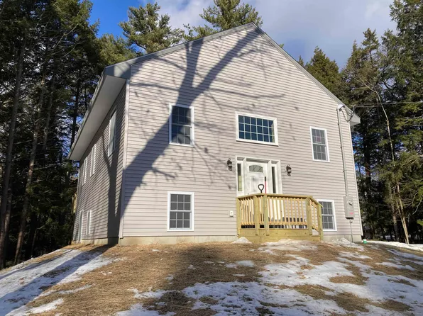30 Lake Street, Enfield, NH 03748