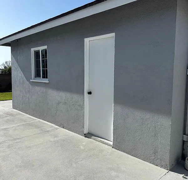 2903 W Carson St — Photo 3