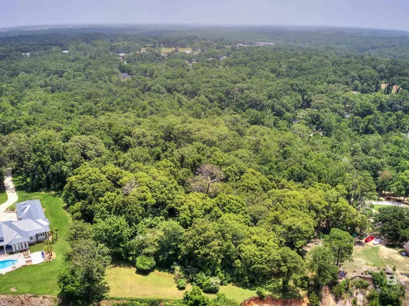 22969 Main St, Fairhope, AL 36532