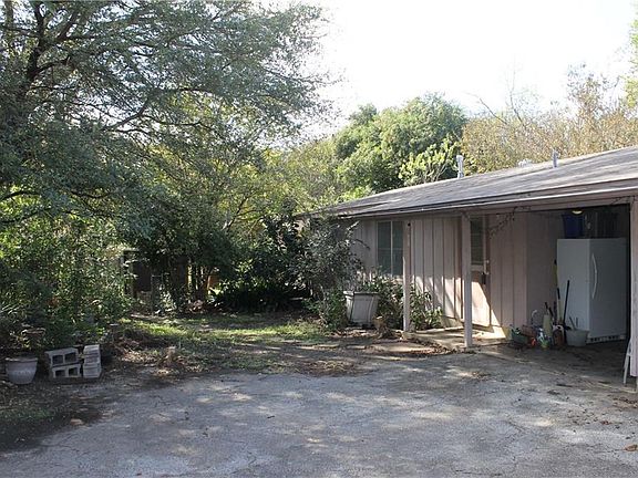 5th image of 1705 Karen Ave