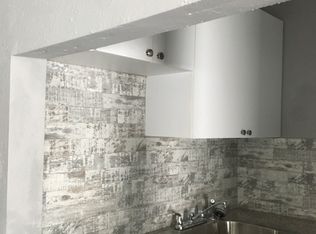 559 SW 3rd St APT 5, Miami, FL 33130