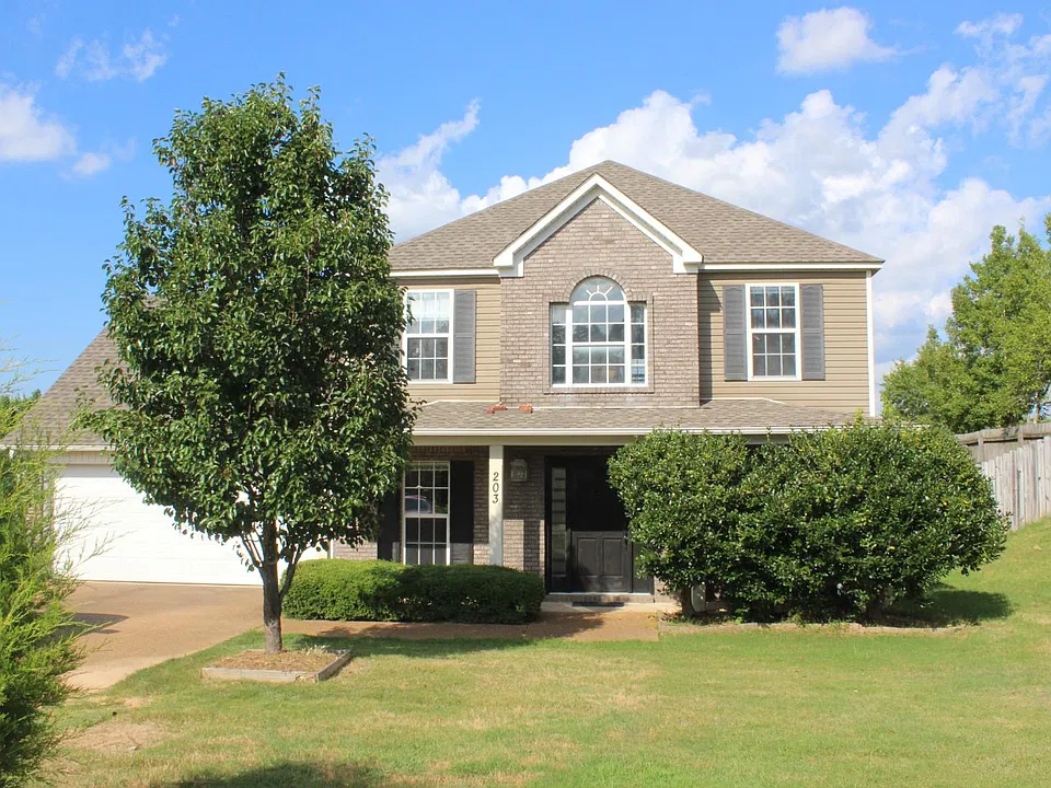 203 Karen Dr