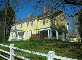 881 Main St S, Woodbury, CT 06798