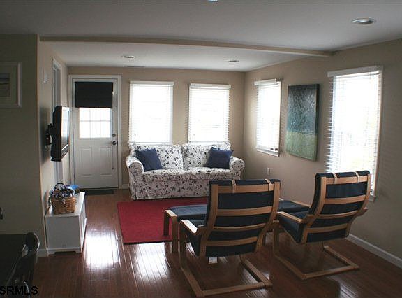 4th image of 1500C West Ave #3