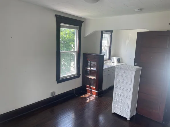 33 Mine St, New Brunswick, NJ