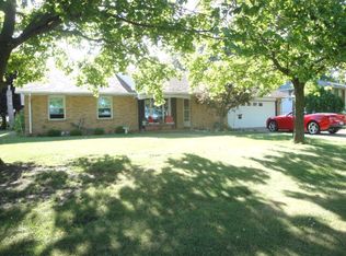 713 Trego Dr, Hoopeston, IL 60942