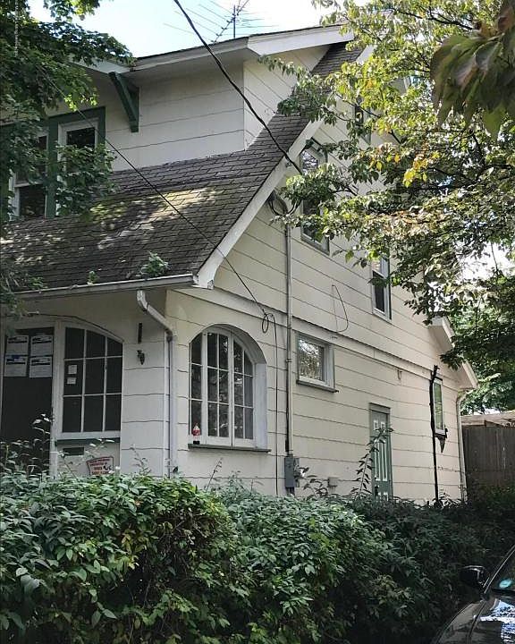 2nd image of 464 Oakland Ave
