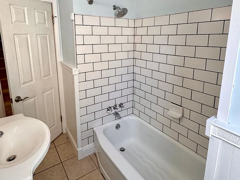 511 S Campbell Rd — Photo 7