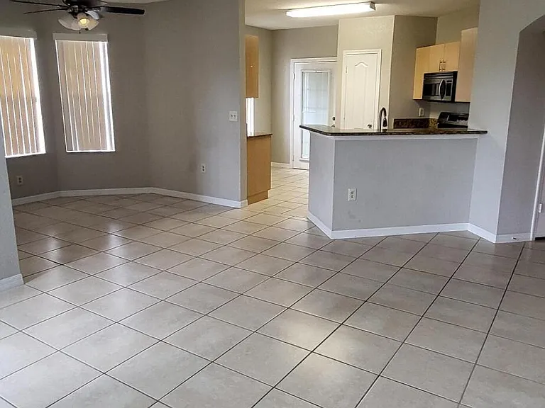 128 SW Peacock Blvd #15202 — Photo 11