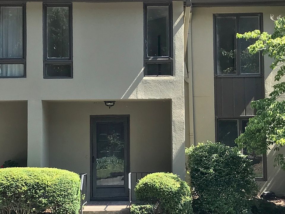 2nd image of 43 Ivy Trl NE #108