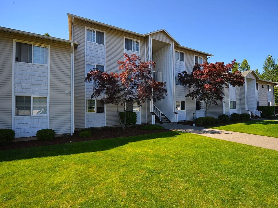 Woodfield Apartments