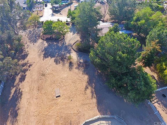 5th image of 25810 Rolling Hills Dr