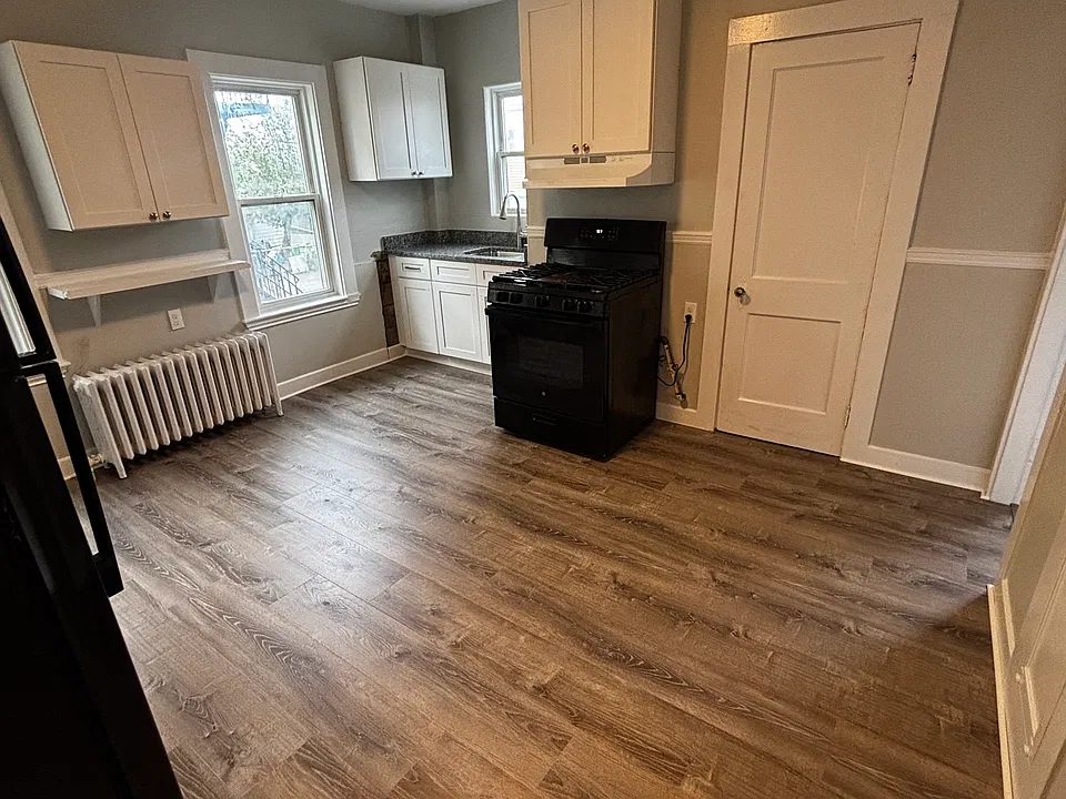 58 Fulton St #1