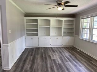 2805 Langston Dr, Goldsboro, NC 27534