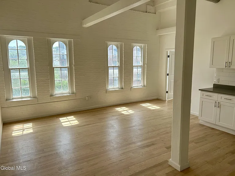 155 River St #5D — Photo 5