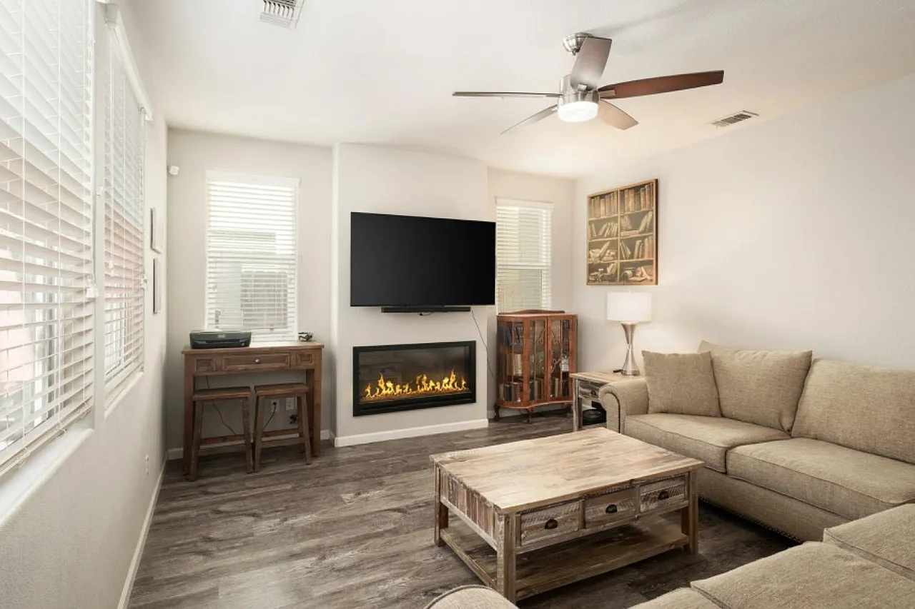3514 Luminary Way — Photo 4