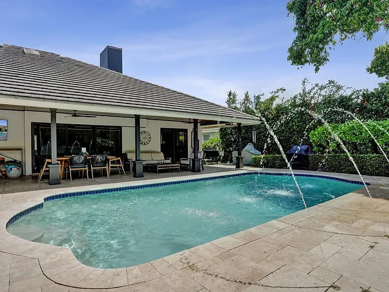 5569 Wind Drift Ln — Photo 10