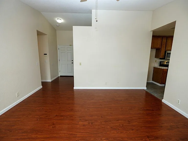 2112 Goldstone Way — Photo 7