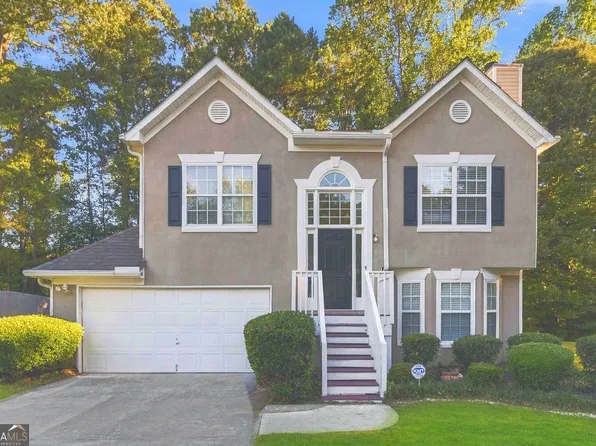 3060 Harvest Cir, Fairburn, GA 30213