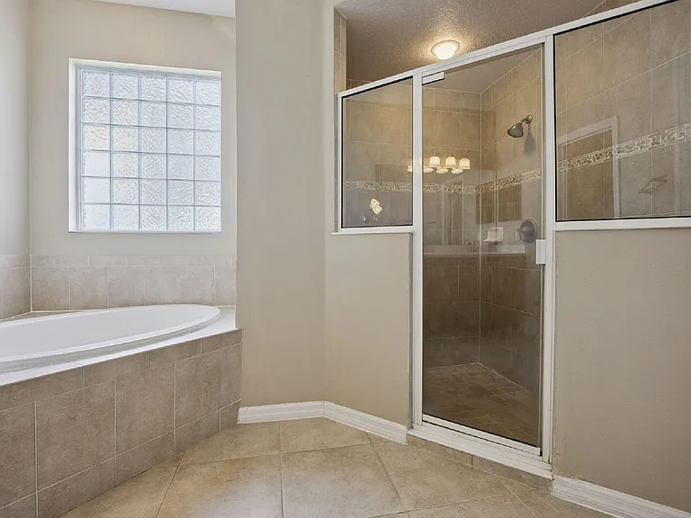 4576 Barbados Loop — Photo 22