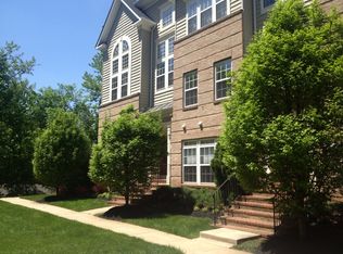 7166 Little Thames Dr, Gainesville, VA 20155