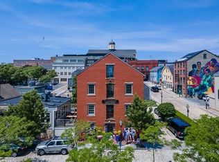 98 Front St, New Bedford, MA 02740