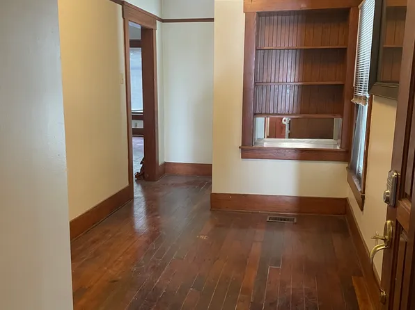 419 Cedar Ave #A, Long Beach, CA 90802