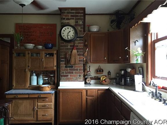 4th image of 315 W Water St