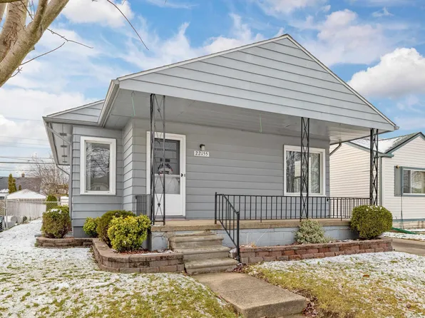 22155 Schroeder Ave, Eastpointe, MI 48021