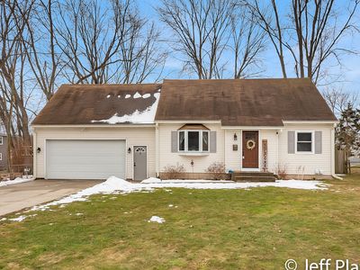 62 Gay Ct, Rockford, MI, 49341