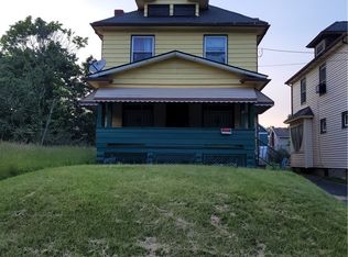 52 E Earle Ave, Youngstown, OH 44507