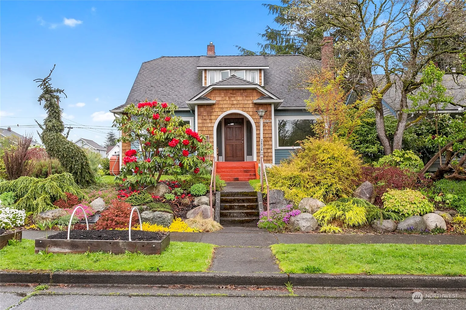 2636 Franklin Street photo 1