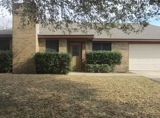1820 Carrington Dr, Glenn Heights, TX 75154