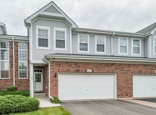 7207 Chestnut Hills Dr #0, Burr Ridge, IL 60527