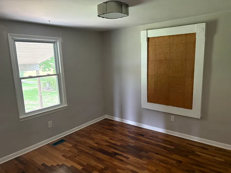 2703 Holt Rd — Photo 10