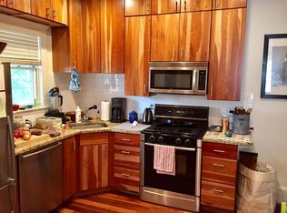 190 Pemberton St #1, Cambridge, MA 02140