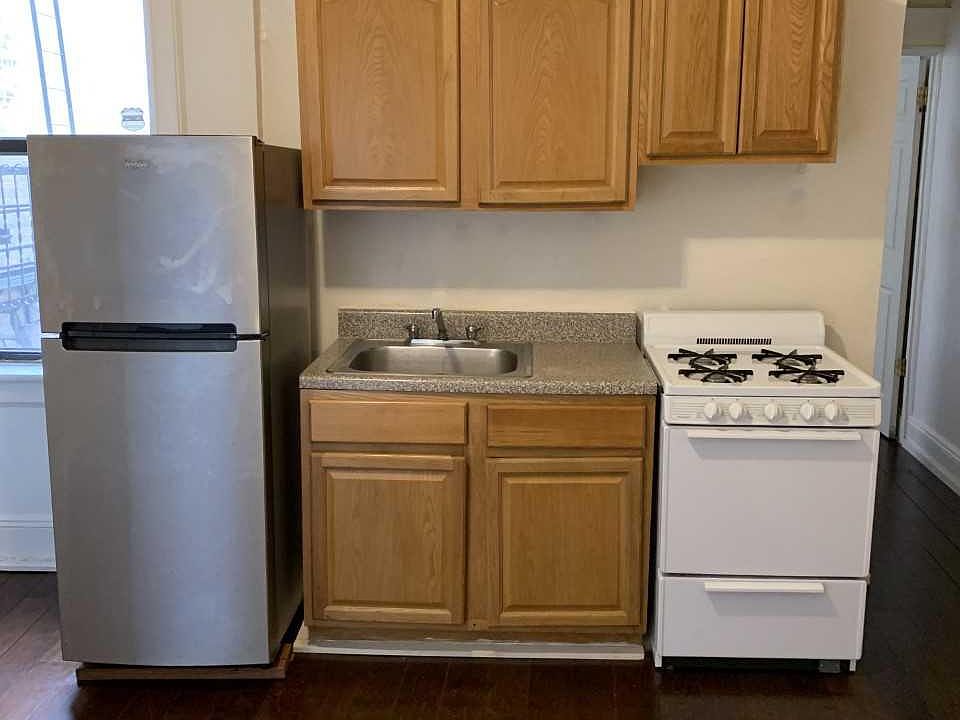 2nd image of 3318 New York Ave APT 44