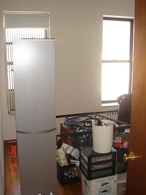 Rented by Chartwell Manhattan Realty | media 19