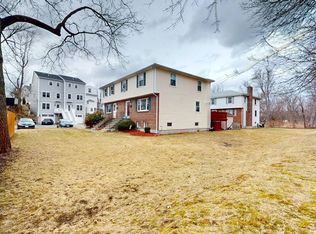 295 Grove St #0, Waltham, MA 02453