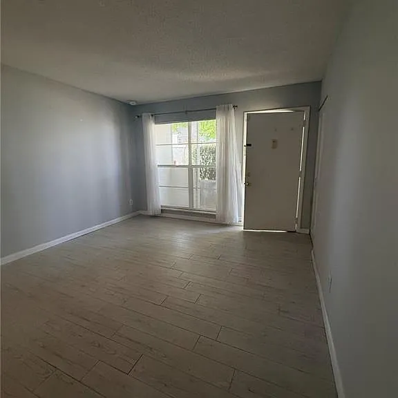 2124 SE Edler Dr — Photo 8