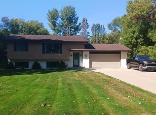 4864 Dorothy St, Vassar, MI 48768