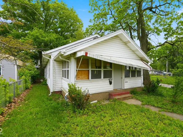 2224 S Hoyt Ave, Muncie, IN 47302