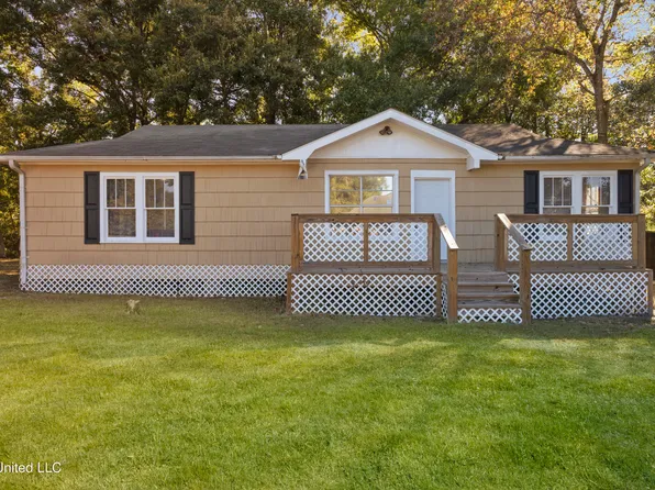 11082 Beverly Rd, Diberville, MS 39540