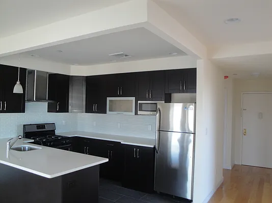 Sold by Bouklis Group | media 13