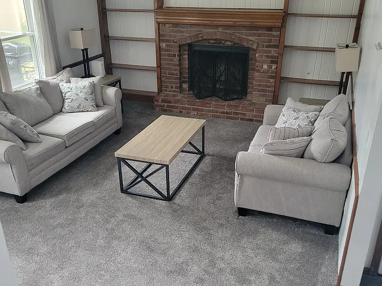 1504 E Wells Fargo Dr — Photo 12