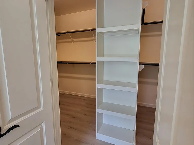 8811 Van Allen Dr — Photo 21