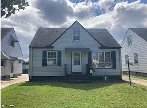 15910 Turney Rd photo 1