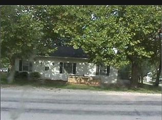 403 Parker St, Tracy, IA 50256